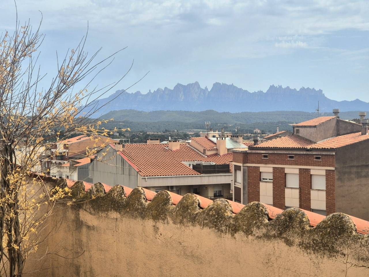 Vista exterior de Dúplex en venda en Manresa amb Calefacció, Parquet i Terrassa