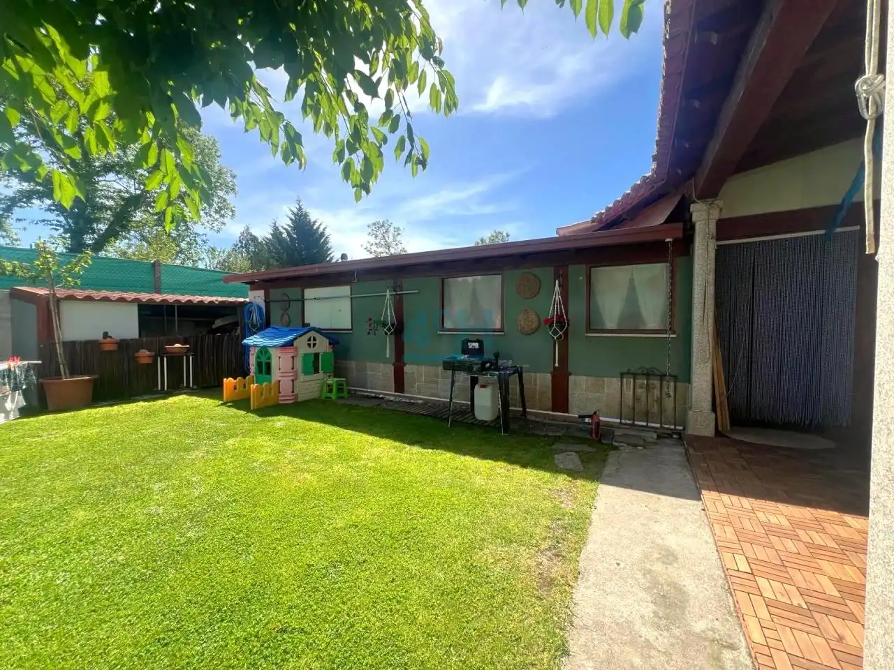 Vista exterior de Casa o chalet en venta en O Pereiro de Aguiar  con Calefacción, Parquet y Amueblado