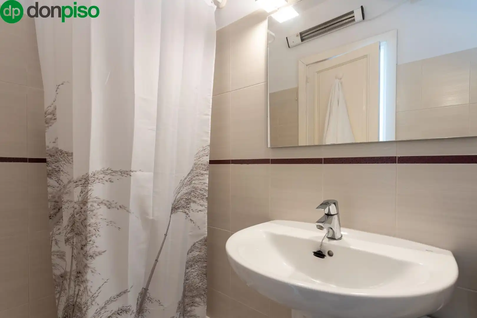 Bathroom of Houses for sale in Almuñécar  with Air Conditioner, Heating and Private garden