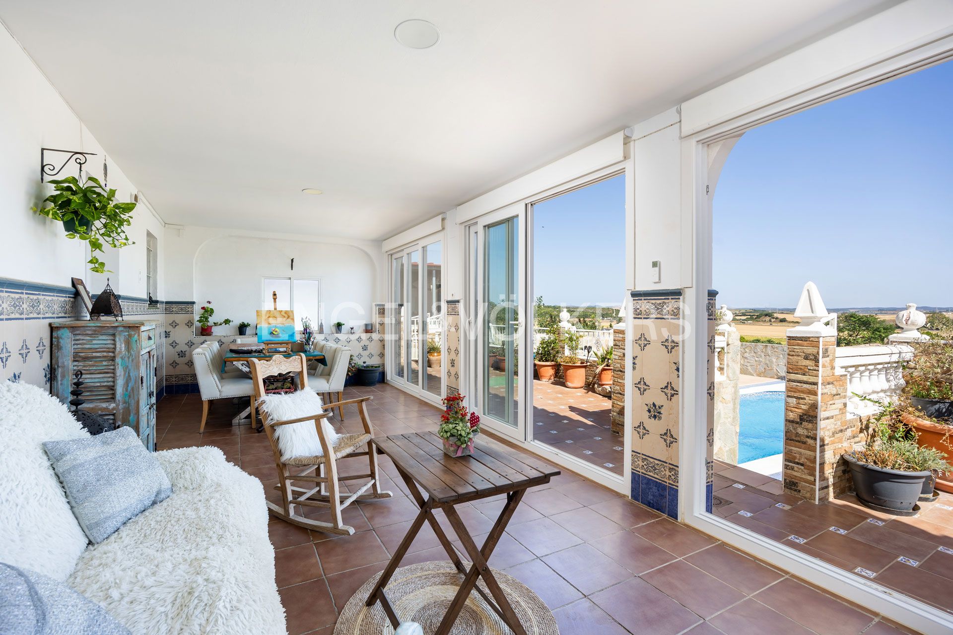 Vista exterior de Casa o chalet en venta en Chiclana de la Frontera con Aire acondicionado, Calefacción y Jardín privado