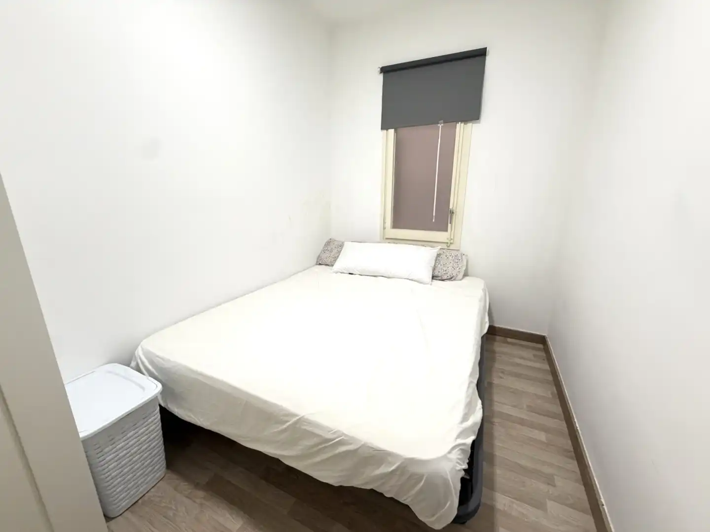 Habitación de Piso en venta en Barcelona con Balcón