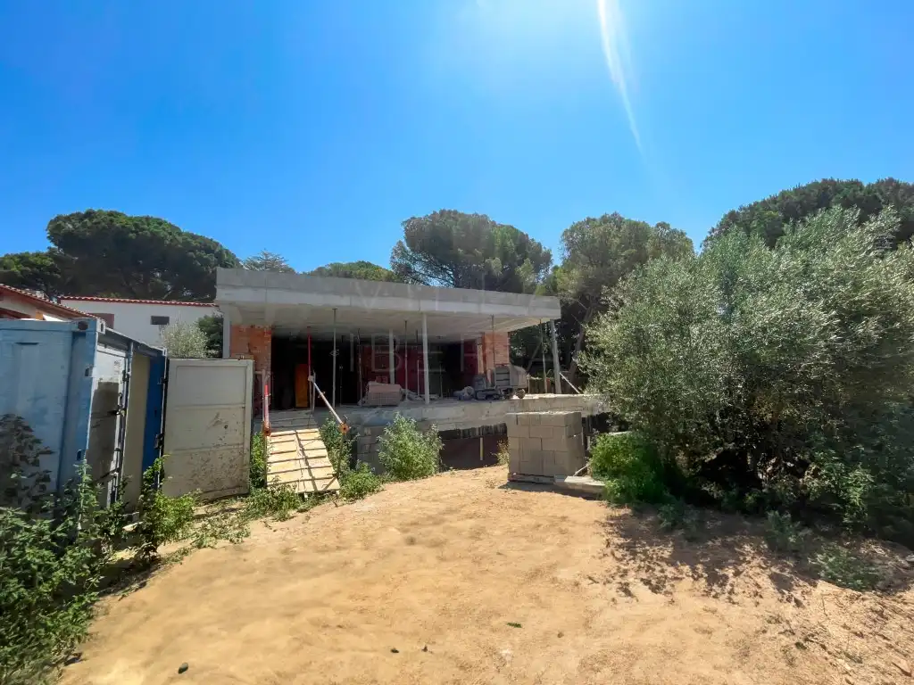 Casa amb piscina en venda a Avenida Mas Ambros, imagen 4
