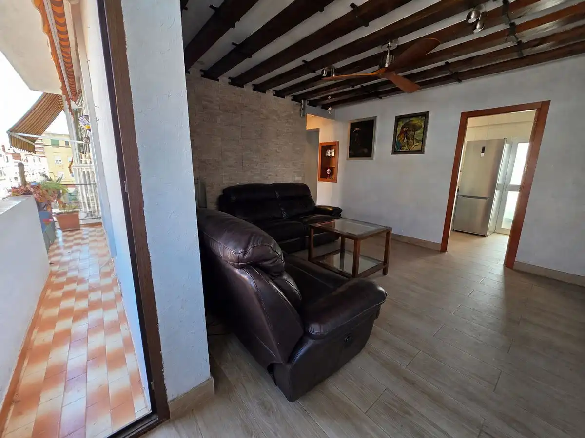 Sala de estar de Piso en venta en Sevilla con Aire acondicionado, Calefacción y Terraza