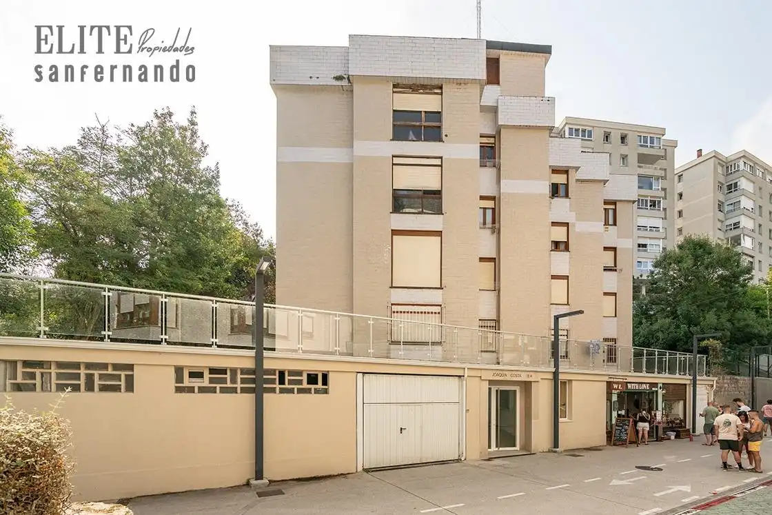Apartments for sale in Calle Calle Joaquín Costa, El Sardinero