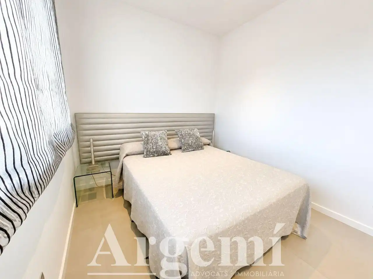 Habitación de Casa o chalet en venta en Palau-solità i Plegamans con Aire acondicionado, Calefacción y Jardín privado