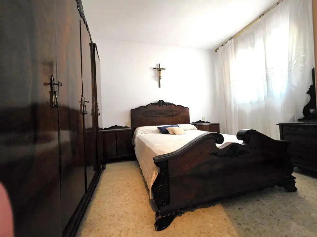 Schlafzimmer von Dachboden zum Verkauf in Málaga mit Terrasse