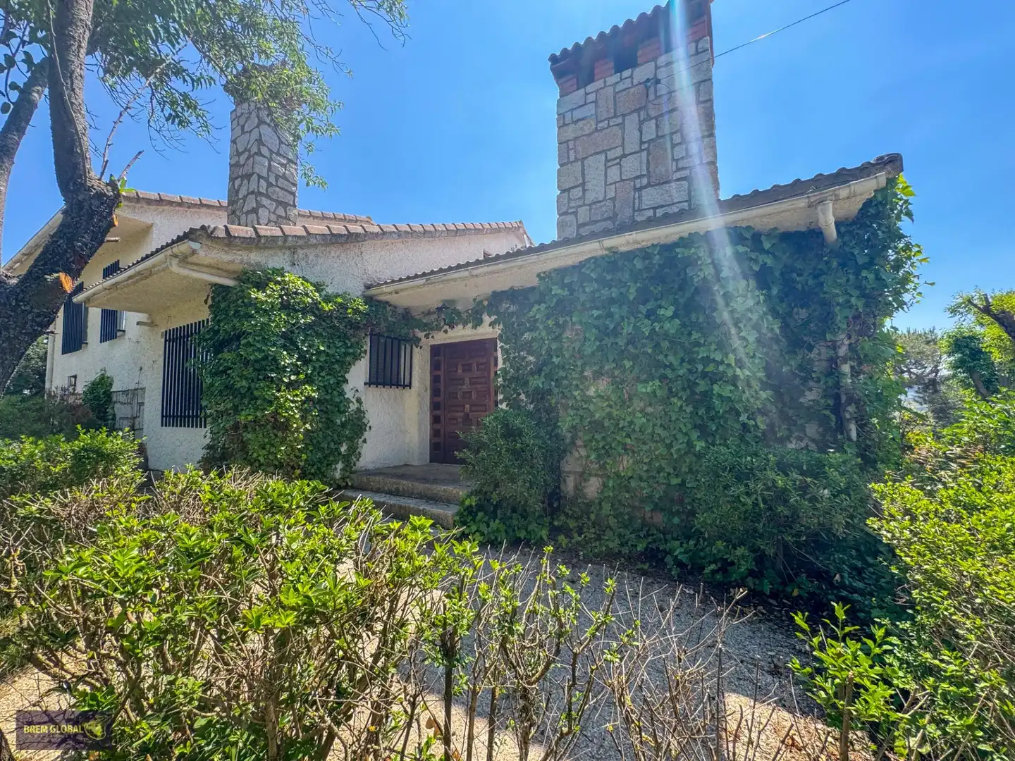 Vista exterior de Casa o chalet en venta en Buitrago del Lozoya con Calefacción, Jardín privado y Trastero