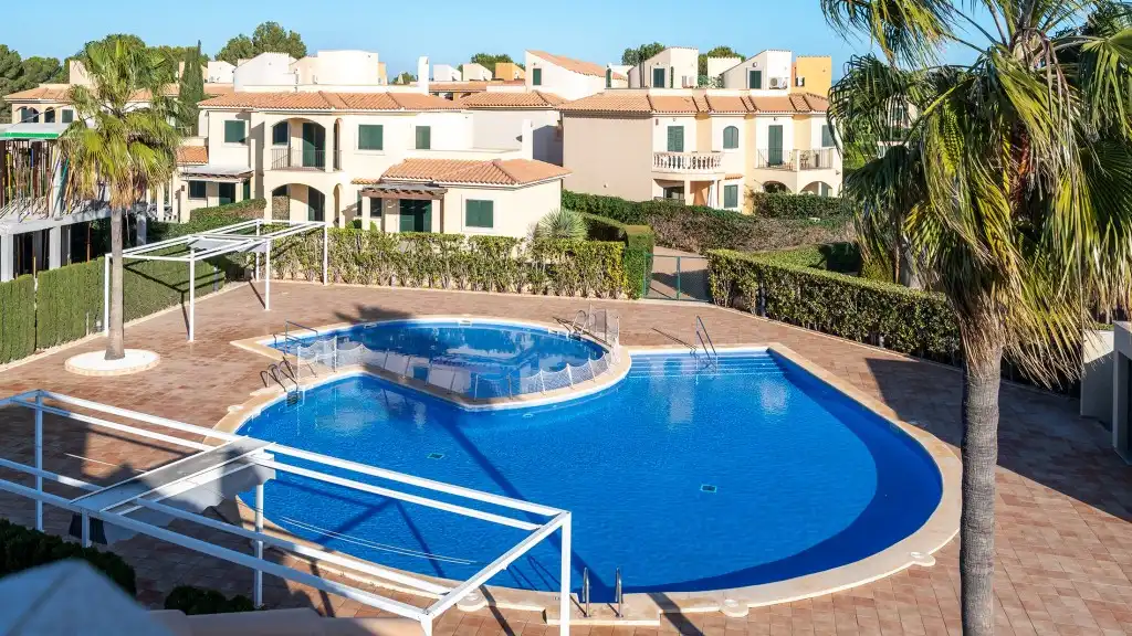 Chalet con piscina en venta en Sa Ràpita - Ses Covetes