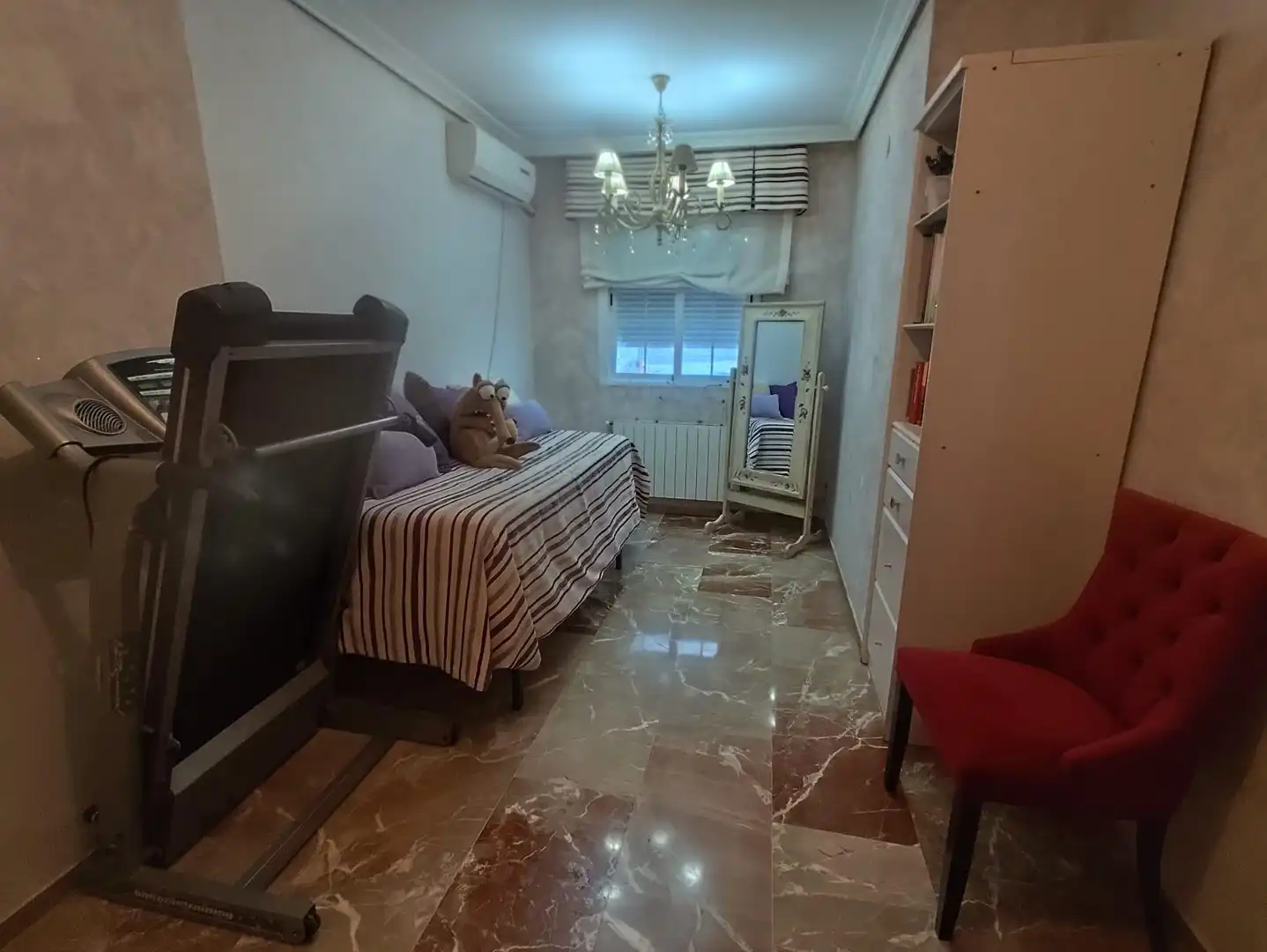 Bedroom of Houses for sale in Córdoba  with Air Conditioner, Terrace and Storage room