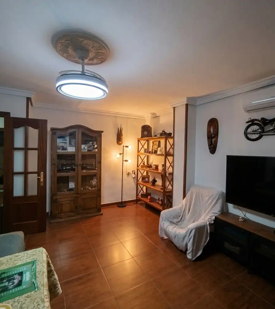 Living room of Flat for sale in Sevilla  with Air Conditioner