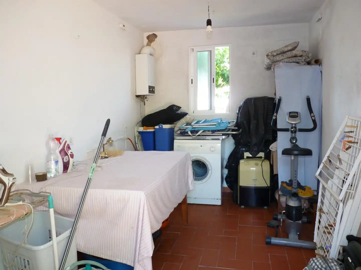 Houses for sale in Montellano  with Air Conditioner, Heating and Private garden