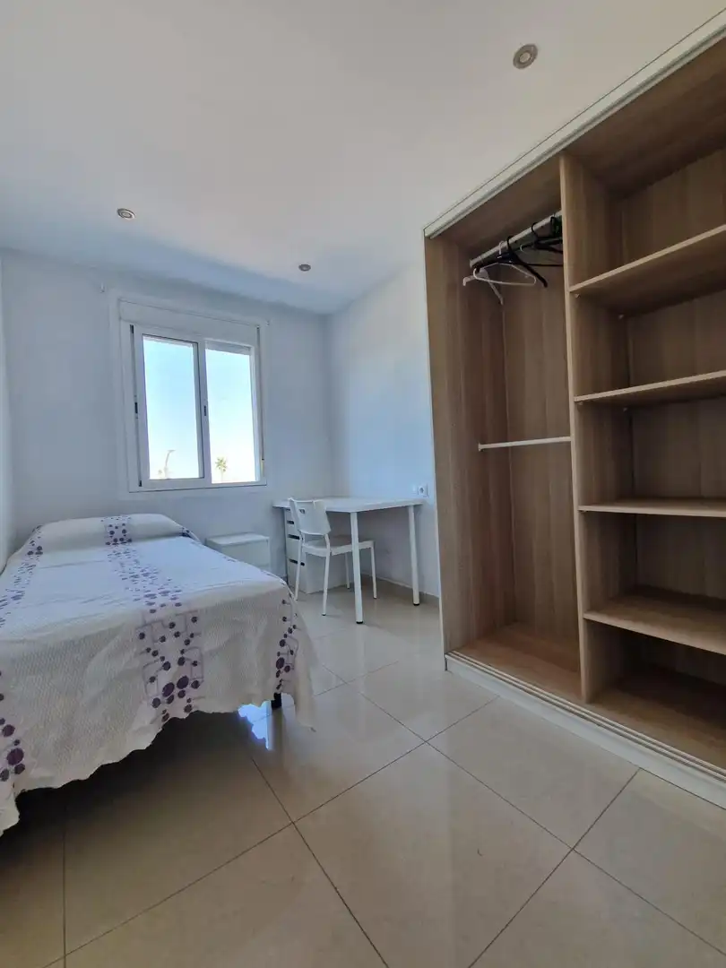 Piso con ascensor en venta en Barriada Río San Pedro, imagen 27