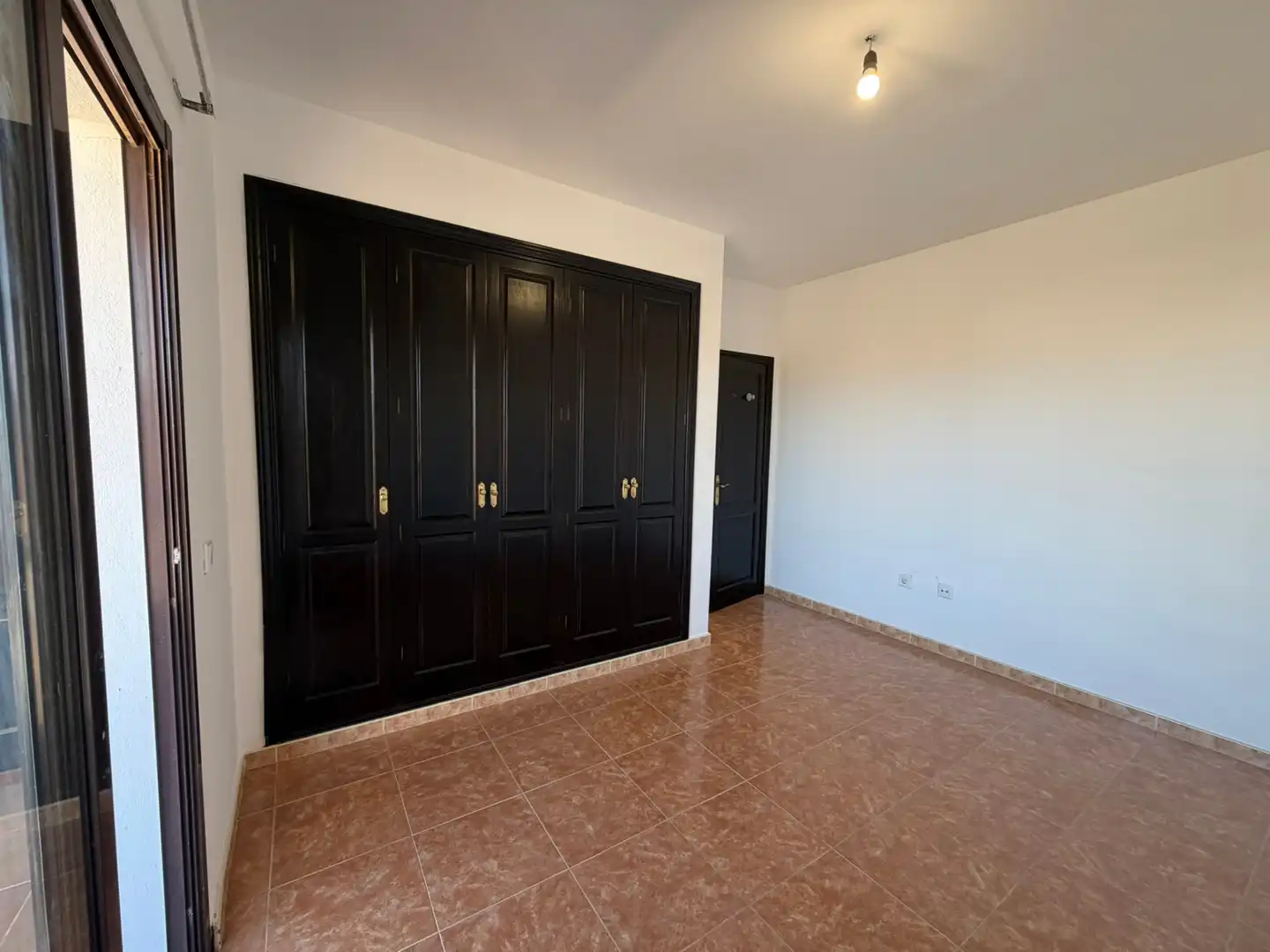 Casa aparellada amb terrassa en venda a Costa Teguise, imagen 22