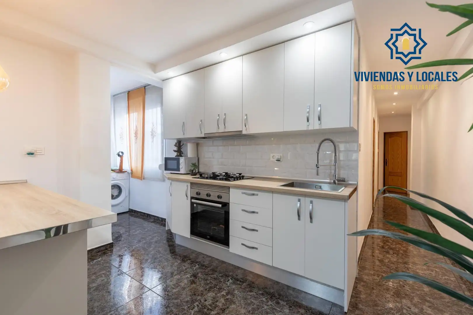 Cocina de Piso en venta en Granada con Aire acondicionado, Terraza y Balcón