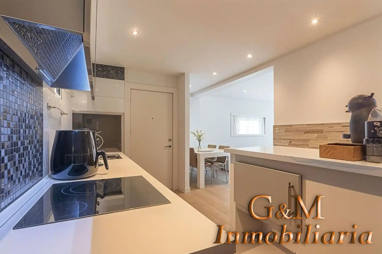 Piso con ascensor en venta en Calle PABLO NERUDA, imagen 4
