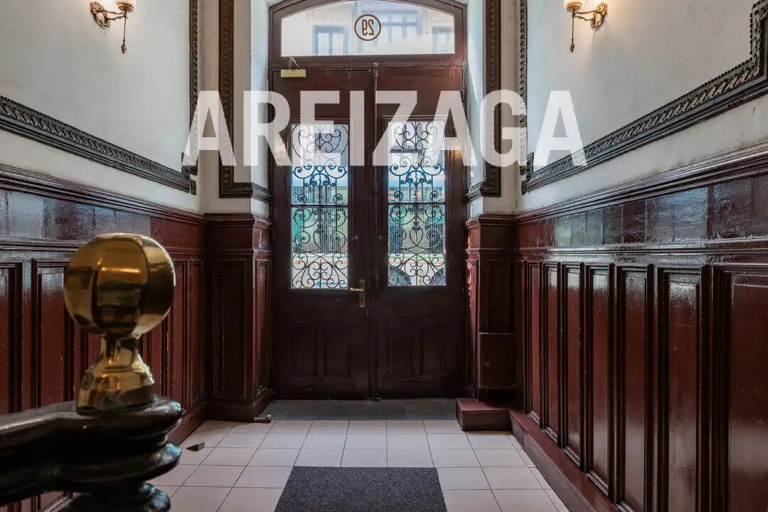 Piso en venta en Donostia - San Sebastián  con Calefacción y Balcón