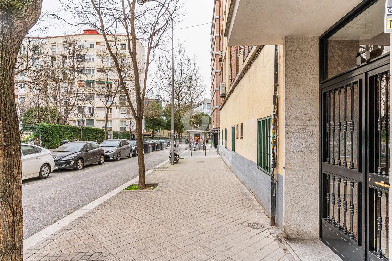 Vista exterior de Piso en venta en Madrid con Calefacción