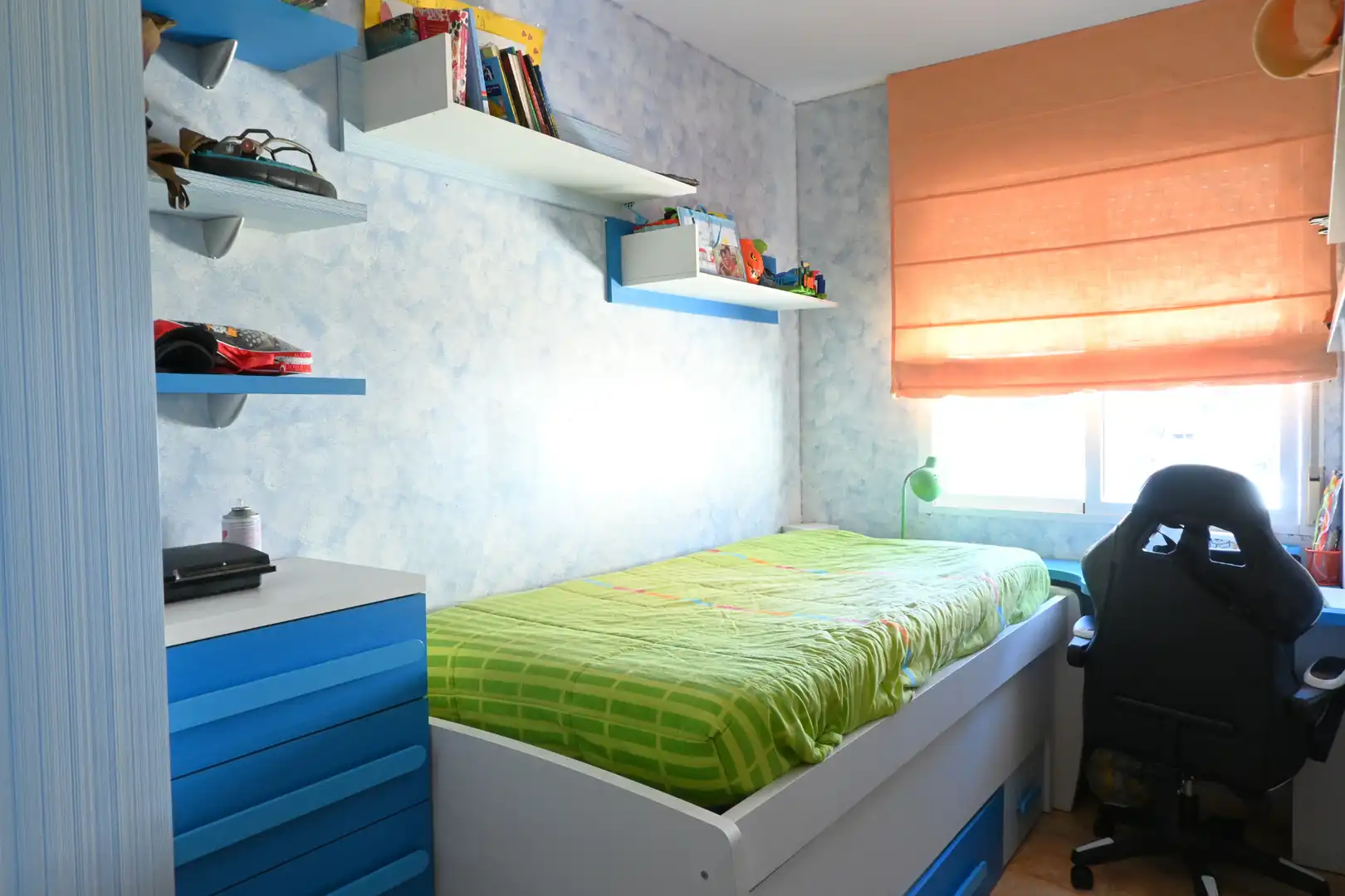 Schlafzimmer von Wohnung zum Verkauf in Las Gabias mit Klimaanlage, Abstellraum und Möbliert