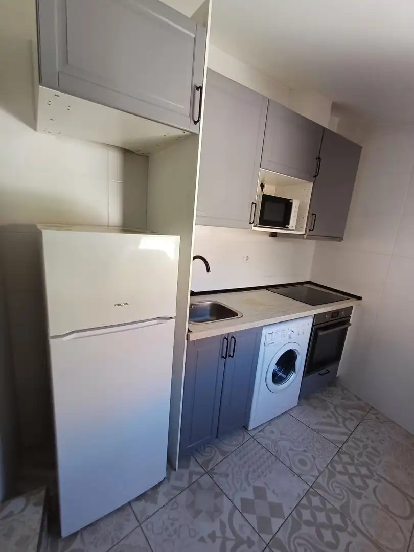 Küche von Wohnungen zur Miete in Alcalá de Henares mit Heizung und Möbliert