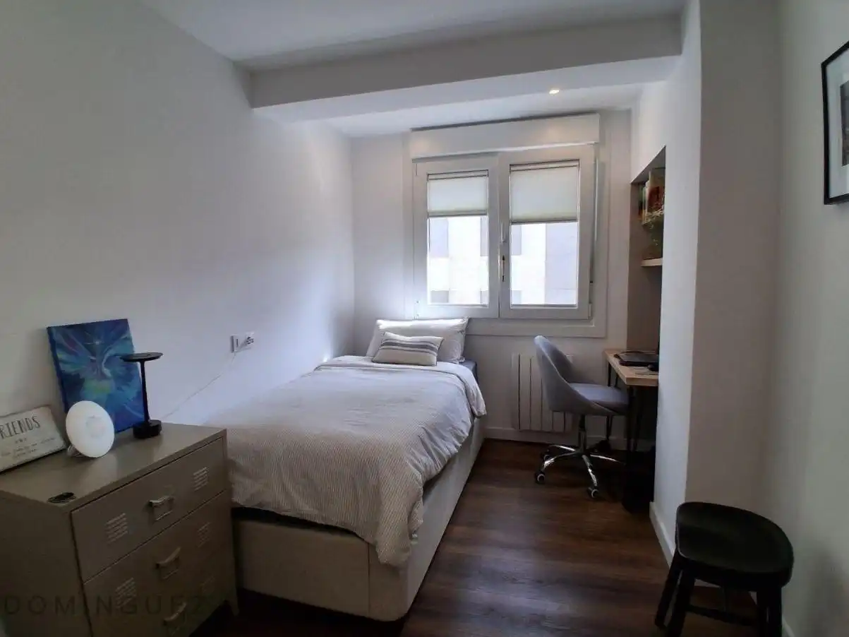 Bedroom of Flat for sale in Vigo   with Heating