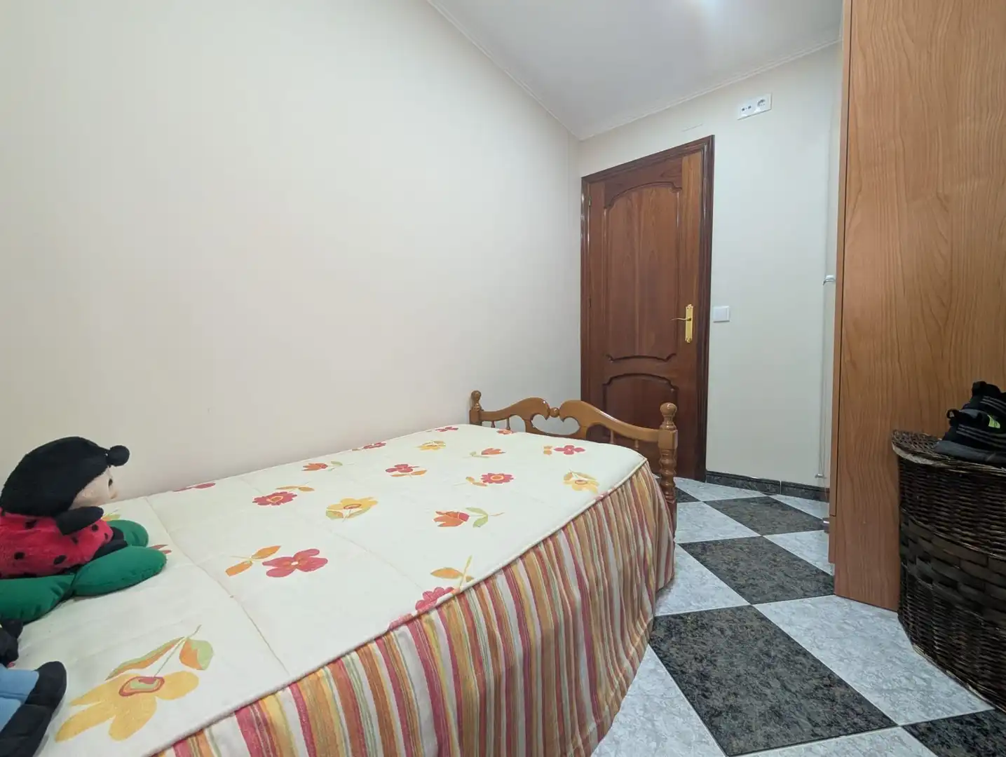 Habitación de Piso en venta en Huelva con Aire acondicionado