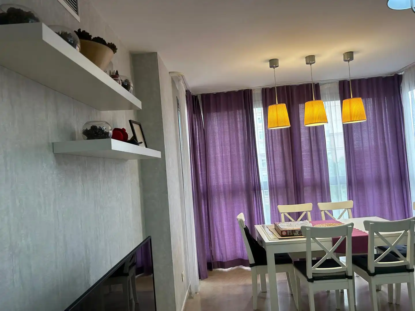 Comedor de Piso de alquiler en Valencia con Aire acondicionado, Amueblado y Horno