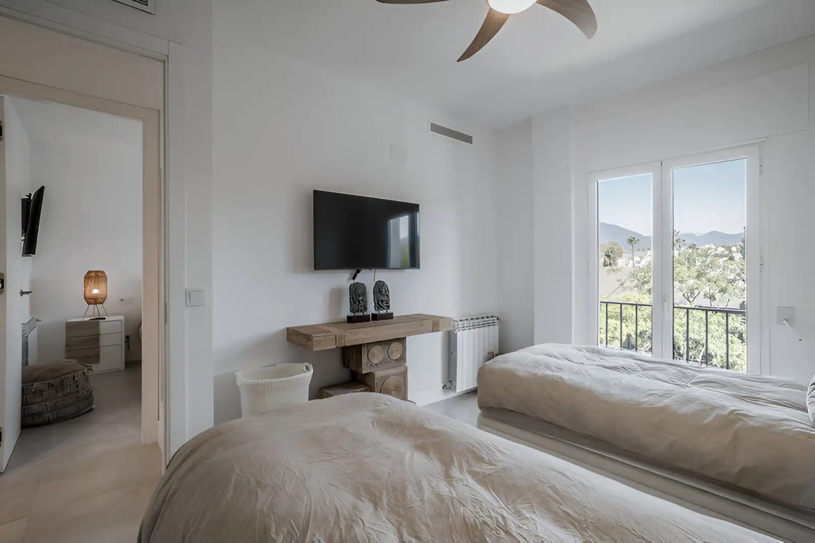 Penthouse with pool for sale in Nueva Andalucía, imagen 16
