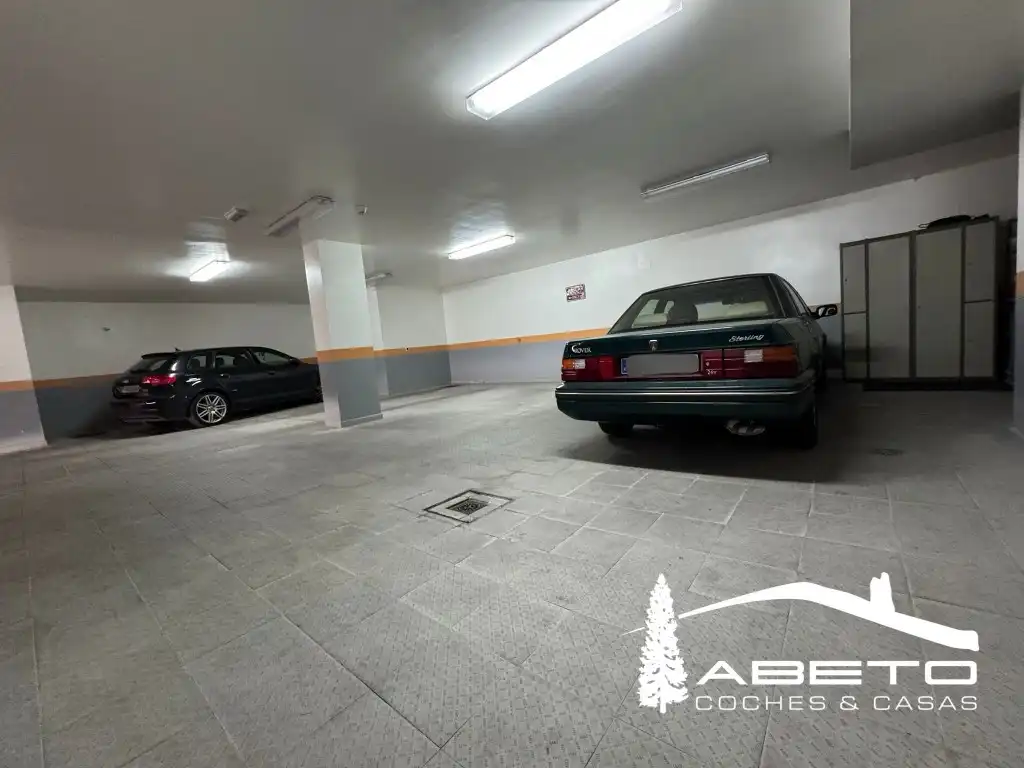 Parking de Casa o chalet en venta en Madrid