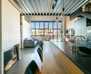 Kitchen of Apartment to rent in  Barcelona Capital  with Air Conditioner and Terrace