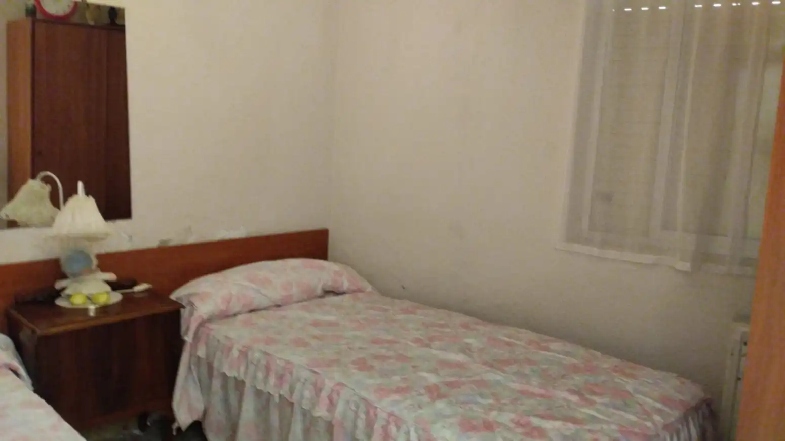 Dormitori de Casa adosada en venda en El Redal amb Calefacció i Jardí privat