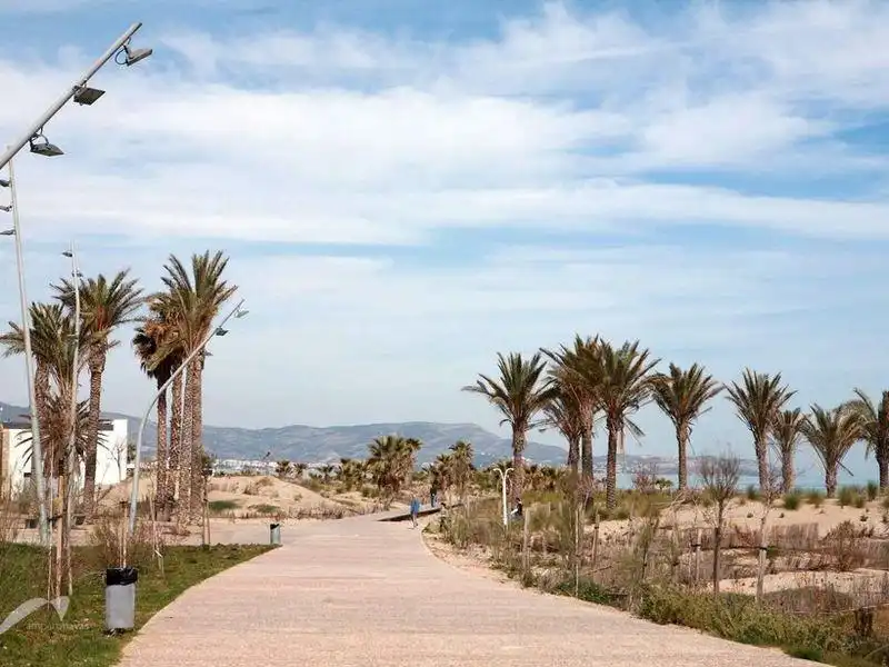 Außenansicht von Gebäude zur Miete in Castellón de la Plana / Castelló de la Plana