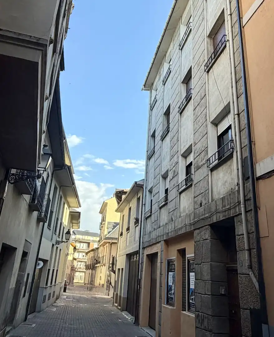 Vista exterior de Pis en venda en Zona Alta