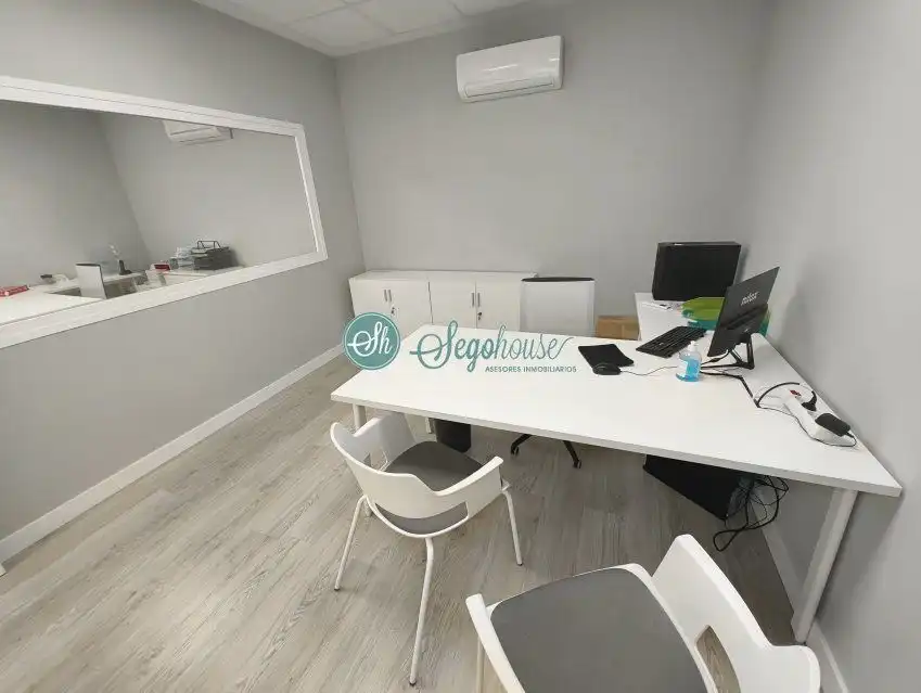 Office for rent in Segovia  with Heating