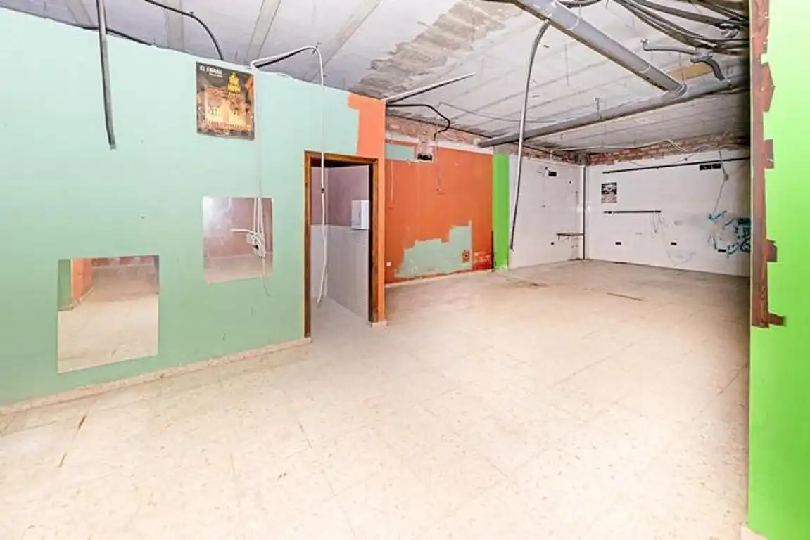 Local comercial en venda a Avenida Dolores Ibárruri 2, imagen 5