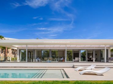 Villa zum Verkauf in Orihuela Costa