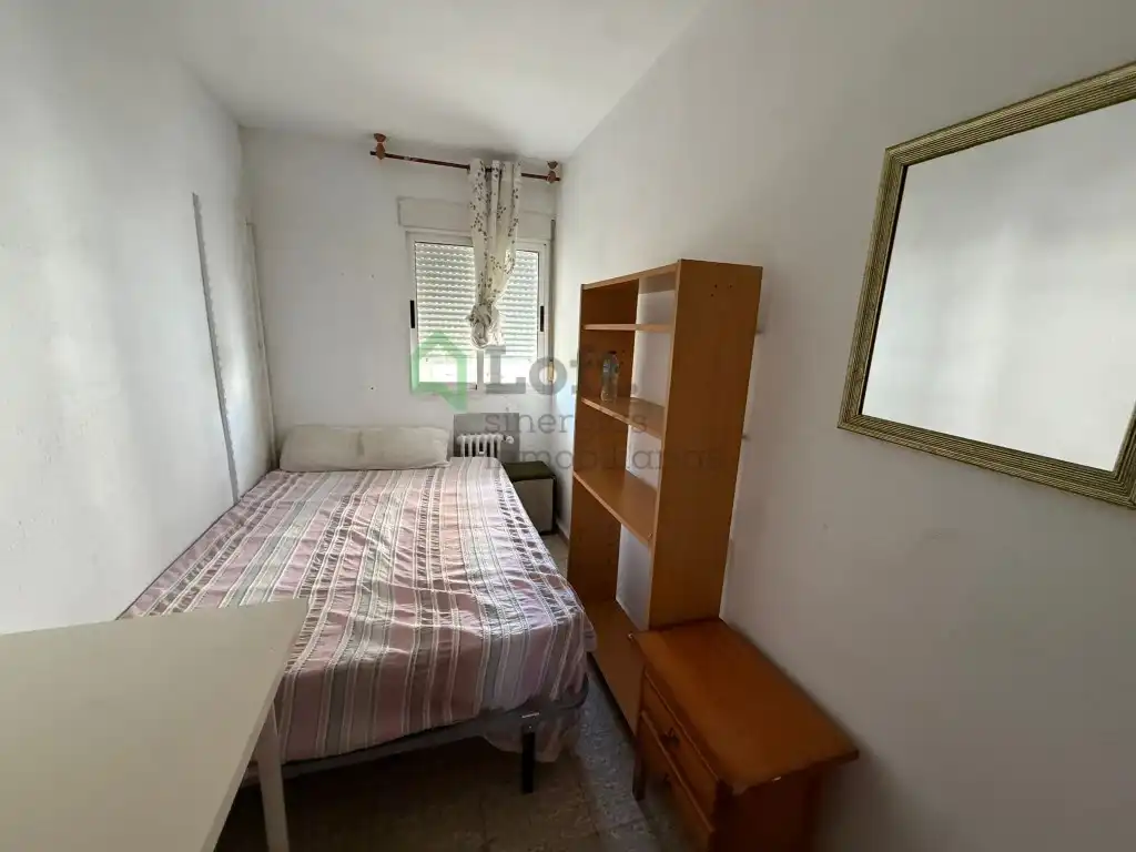 Dormitori de Pis en venda en Badajoz amb Calefacció, Moblat i Forn