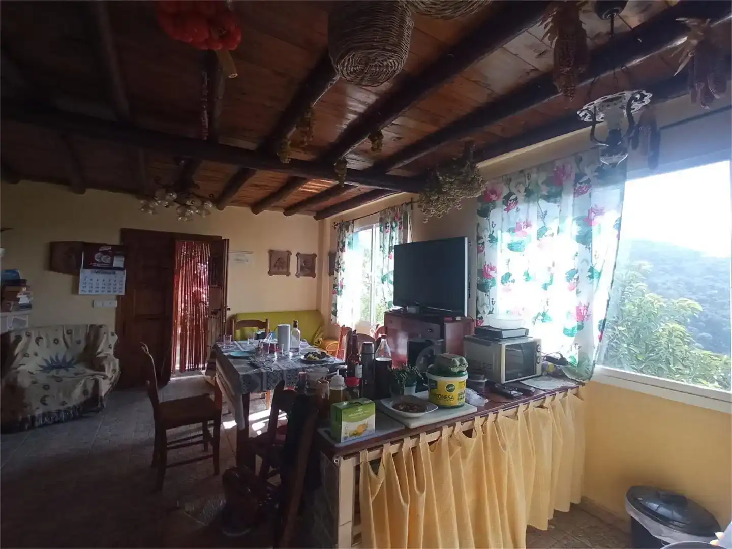 Menjador de Finca rústica en venda en Genalguacil, Málaga