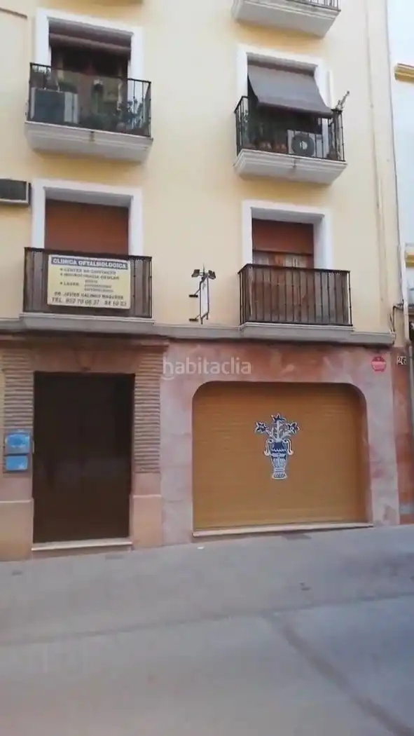 Pis amb ascensor en venda a Calle Lucena 28
