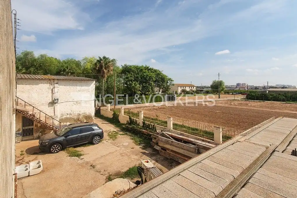 Wohnung zum Verkauf in Valencia mit Privatgarten