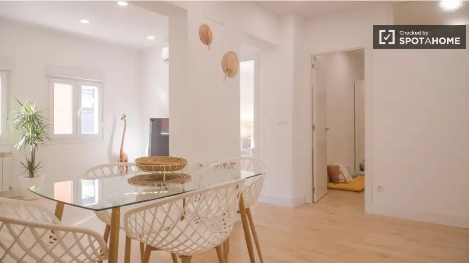 Appartamento con terrazza in affitto a Tetuán, imagen 12