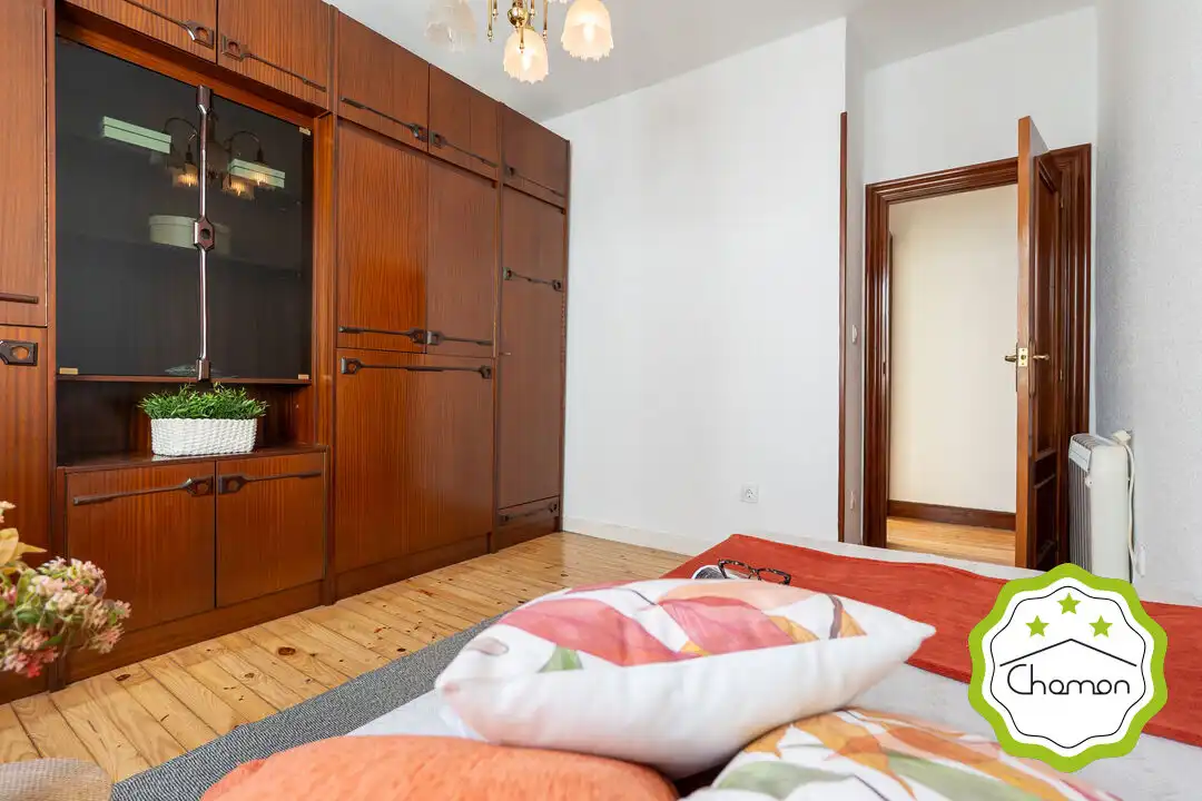 Habitación de Piso en venta en Bilbao  con Calefacción y Balcón
