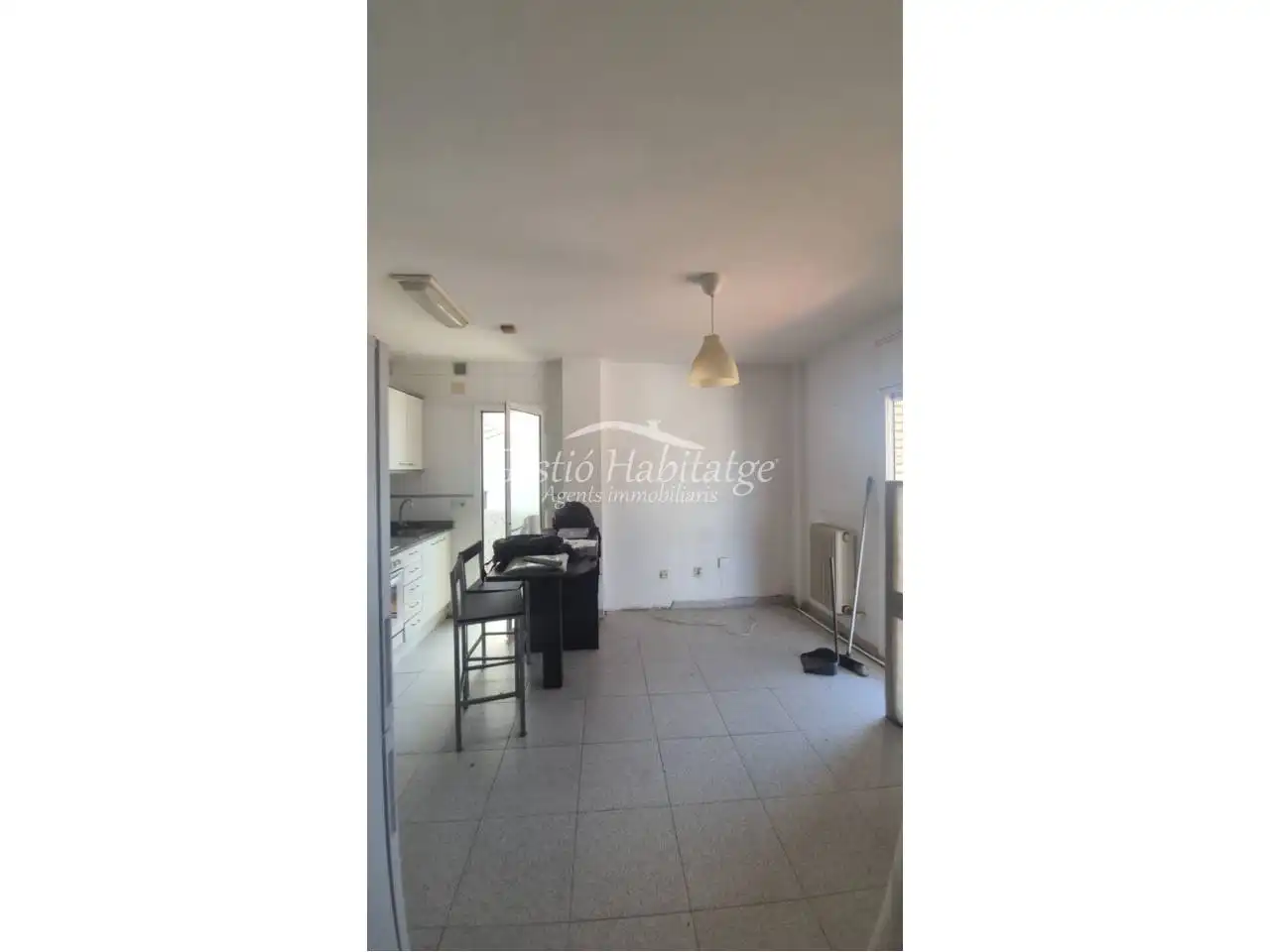Cocina de Piso de alquiler en Ripollet con Terraza