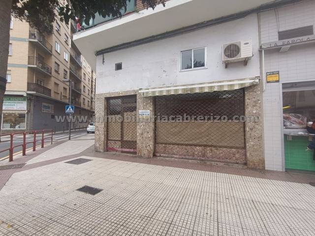 Local comercial en Venta en Juzgados