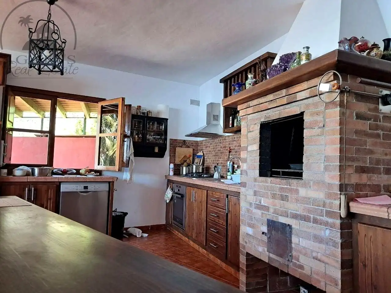 Country homes for sale in Centro