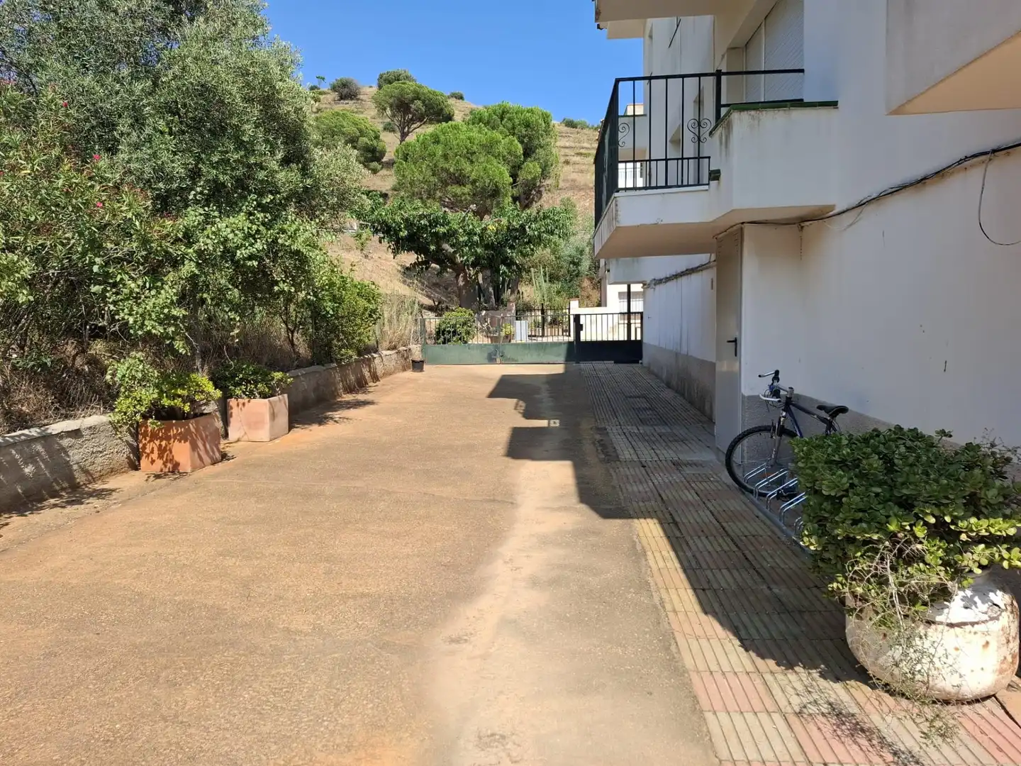 Vista exterior de Piso en venta en Colera con Calefacción y Amueblado