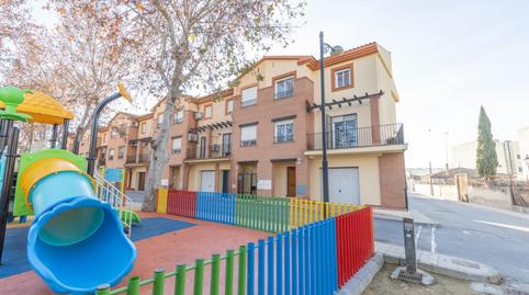 Foto 5 de Casa adosada en venda a Paseo del Tranvía, 18, Fuente Vaqueros, Granada