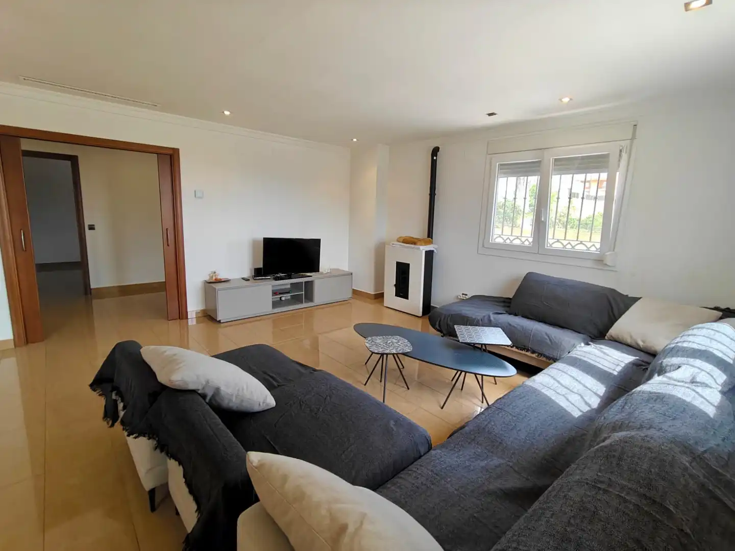 Sala de estar de Casa o chalet en venta en Llanera de Ranes con Aire acondicionado, Calefacción y Terraza