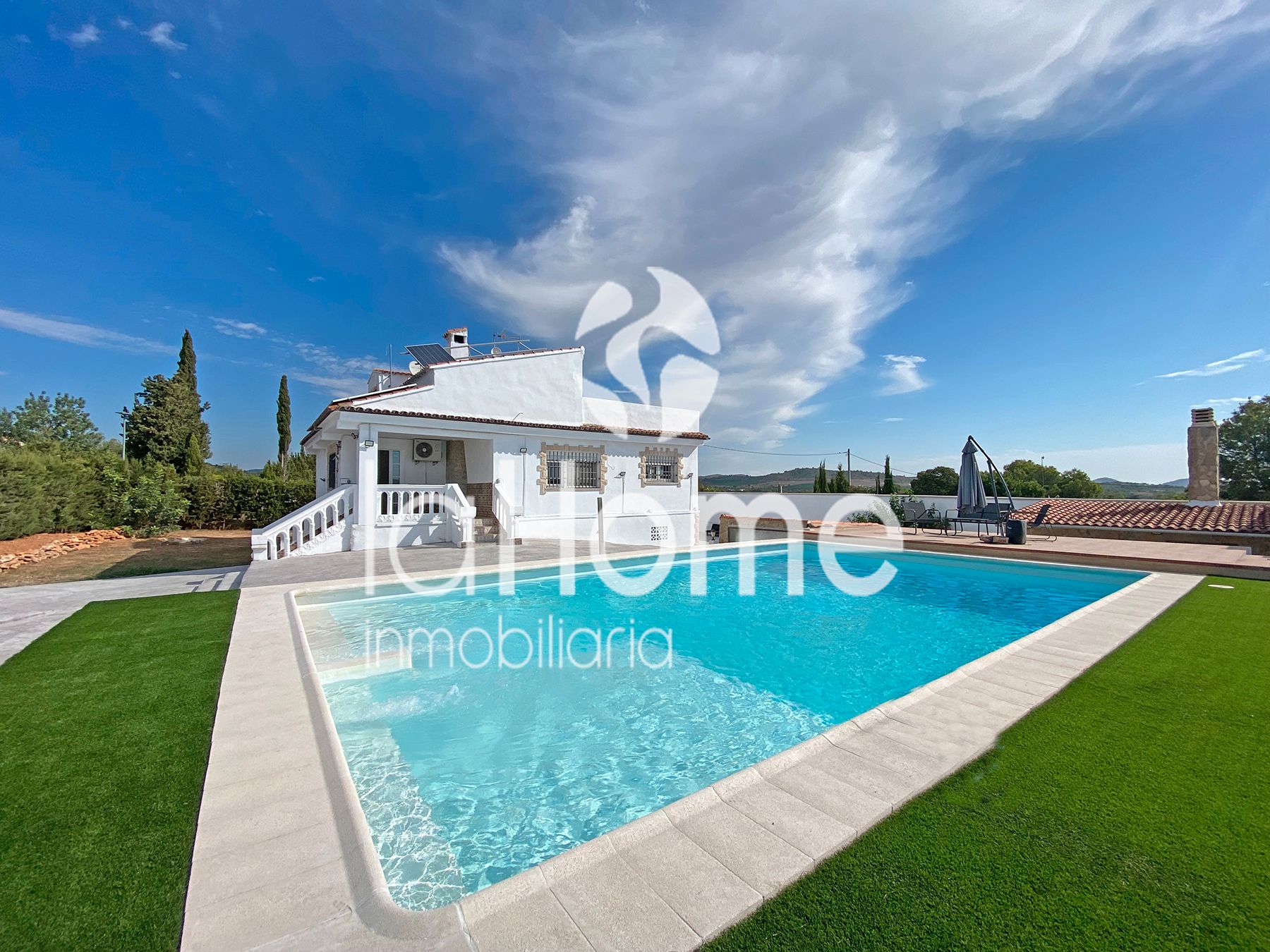 Exterior view of House or chalet for sale in Cheste  with Air Conditioner, Private garden and Terrace