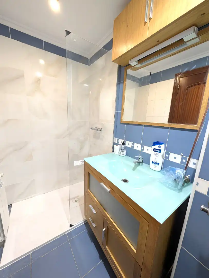 Baño de Piso en venta en Narón