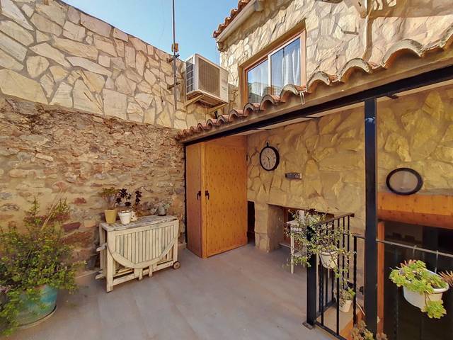 Casa-chalet en Venta en Centro - El Castillo